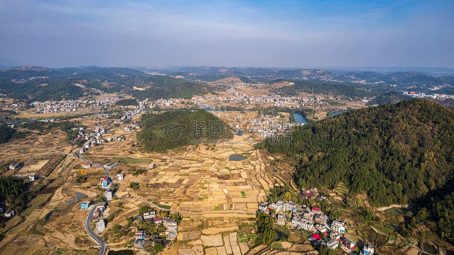 新新高速隆回出口，建设中