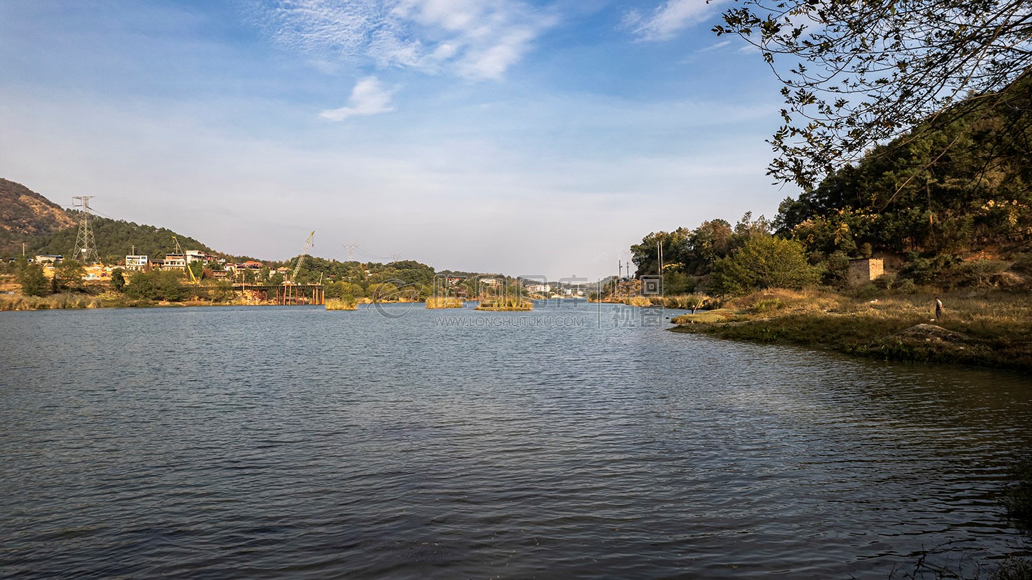 新新高速隆回赧水特大桥，建设中