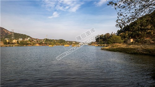 新新高速隆回赧水特大桥，建设中