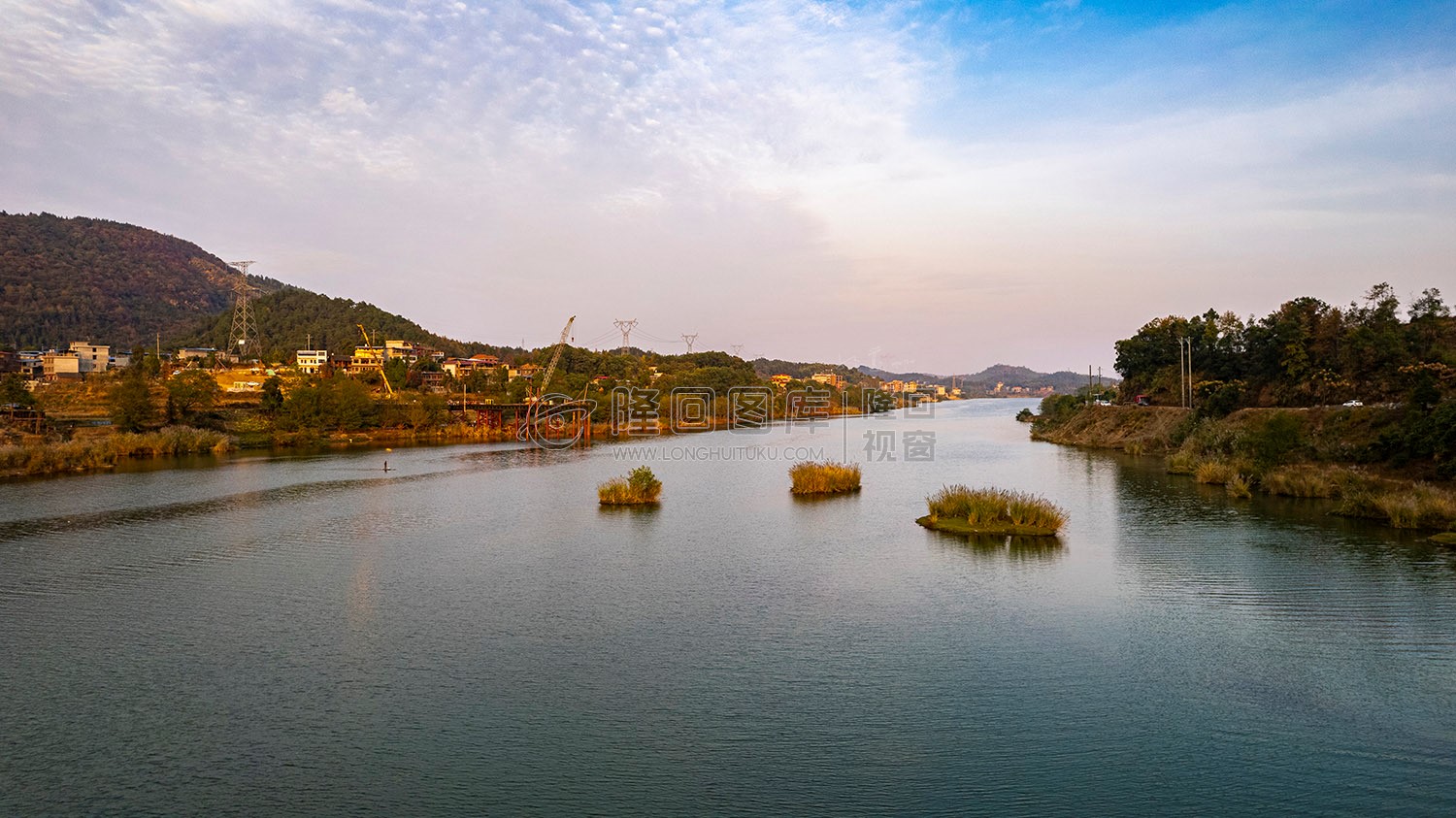 新新高速隆回赧水特大桥，建设中