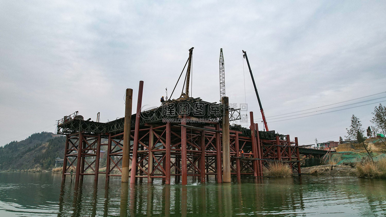 赧水特大桥，火热施工中