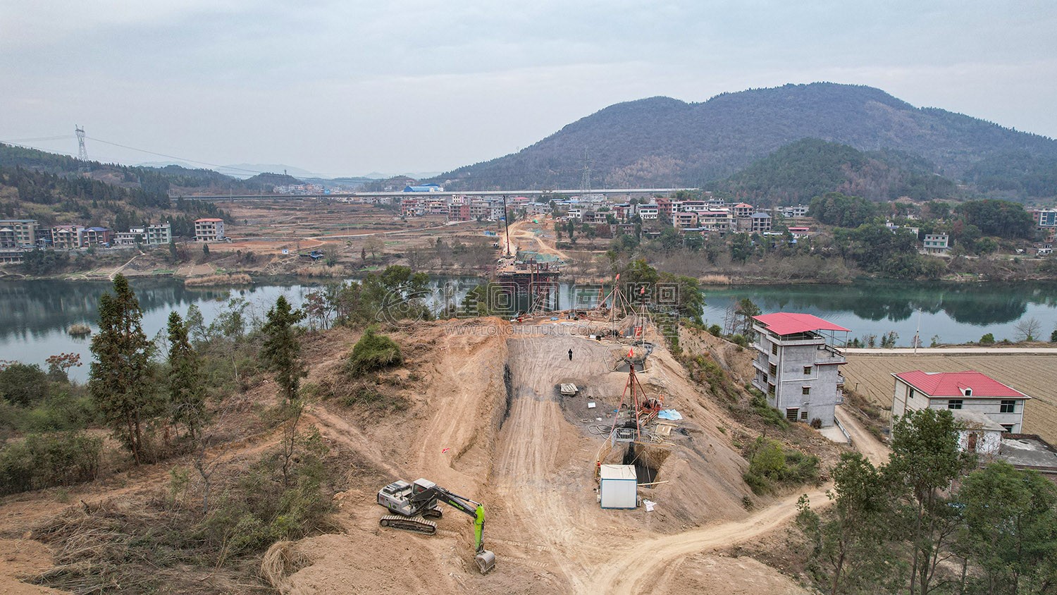 赧水特大桥，火热施工中