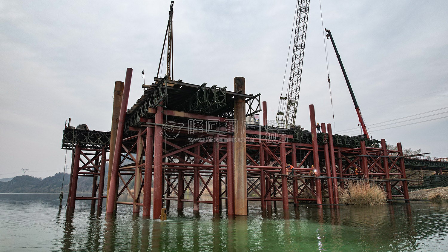 赧水特大桥，火热施工中