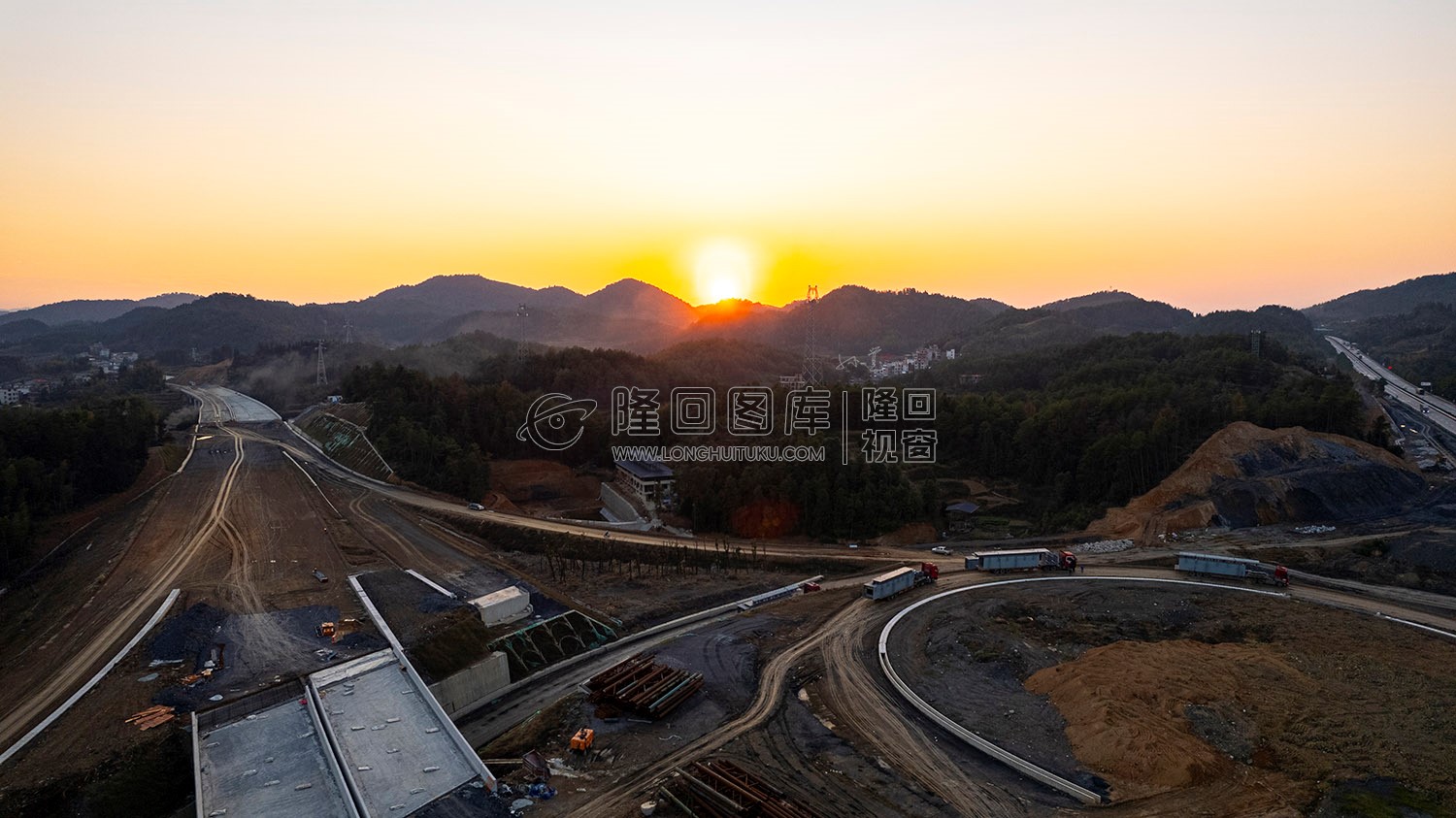 工地火热施工中