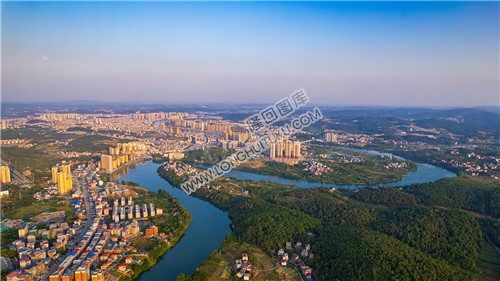 隆回全景航拍，县城全景