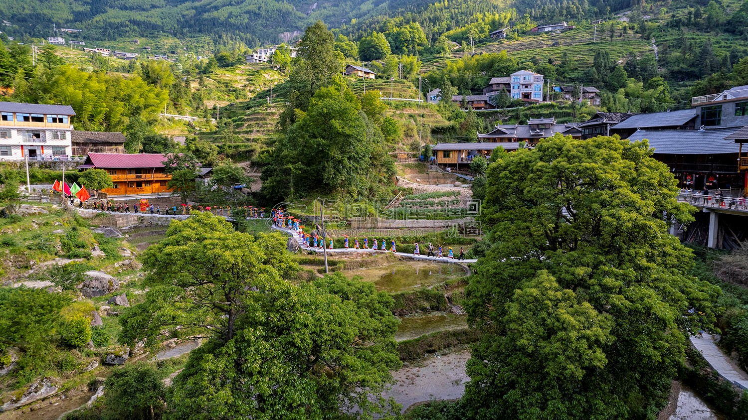 白水洞花瑶婚俗文化