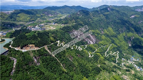 白水洞36拐公路-红军精神路