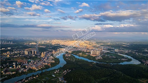 隆回全景航拍，县城全景