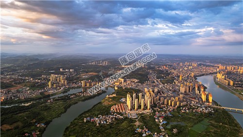 隆回全景航拍，县城全景