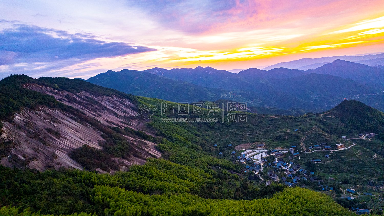 大托村的火烧云