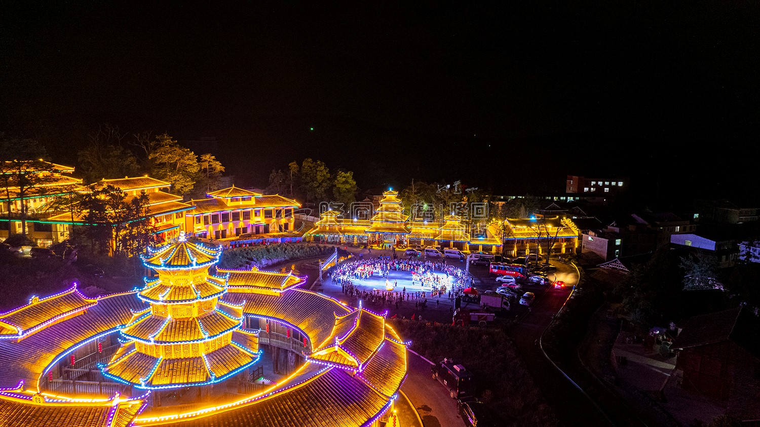 瑶王古寨，首届湖南民族电影展