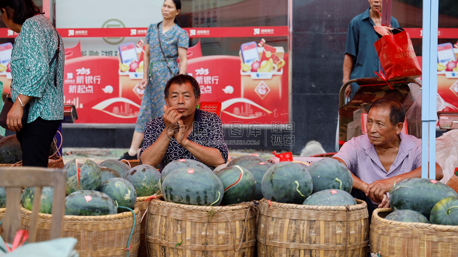 北山镇大院西瓜展销会