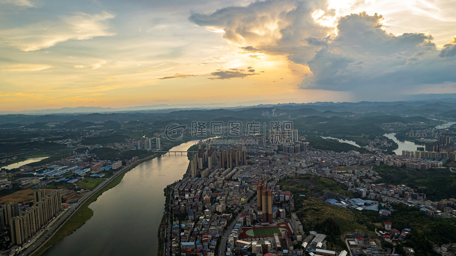 隆回县城日落风光