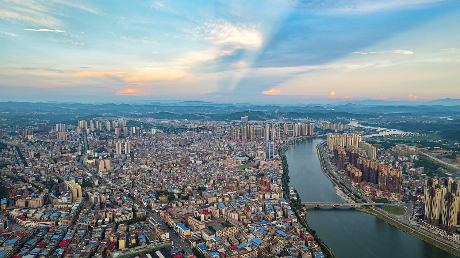 隆回县城日落风光