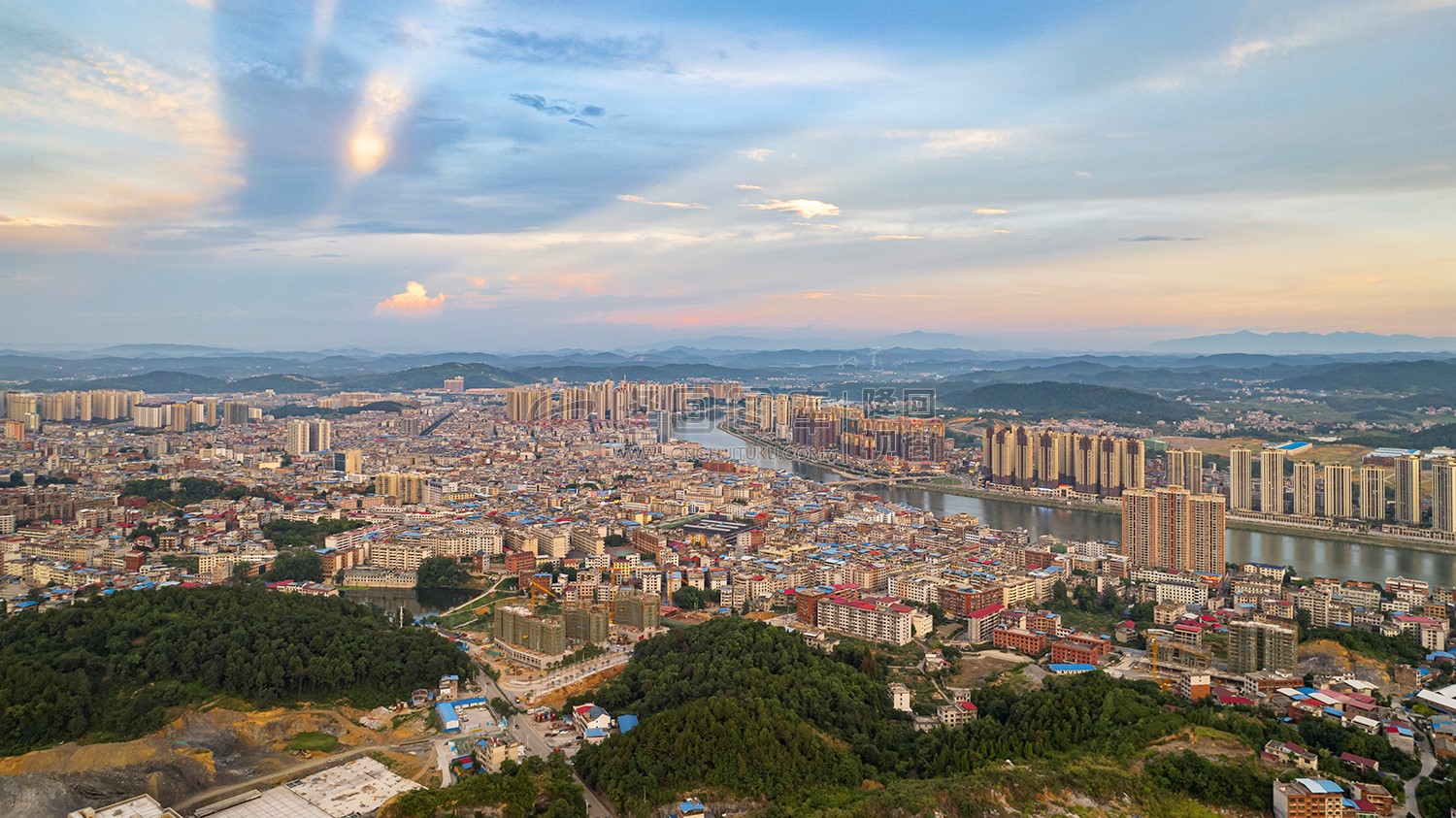 隆回县城日落风光