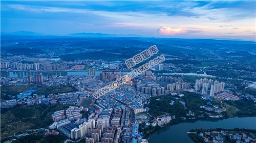 隆回城西总站区域日落场景