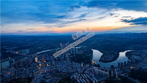 隆回城西总站区域日落场景