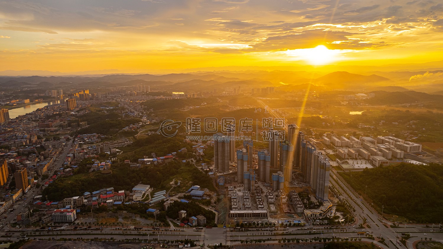 隆回县城火烧云夕阳日落美景