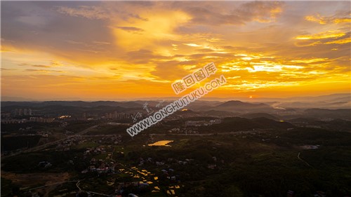 隆回县城火烧云夕阳日落美景