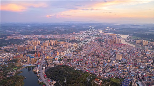 隆回县城火烧云夕阳日落美景