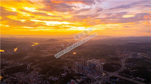 隆回县城火烧云夕阳日落美景