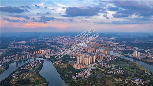 隆回城西看县城全景