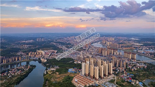 隆回城西看县城全景