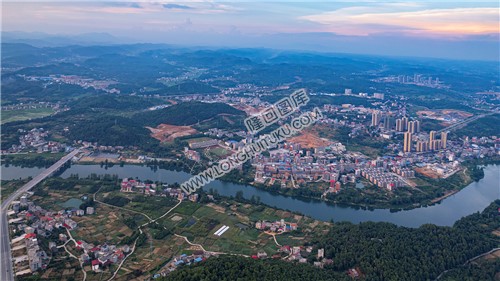 隆回城西看县城全景