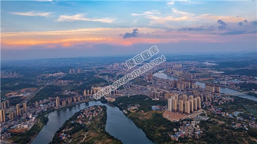 隆回城西看县城全景