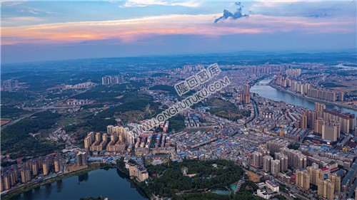 隆回城西看县城全景