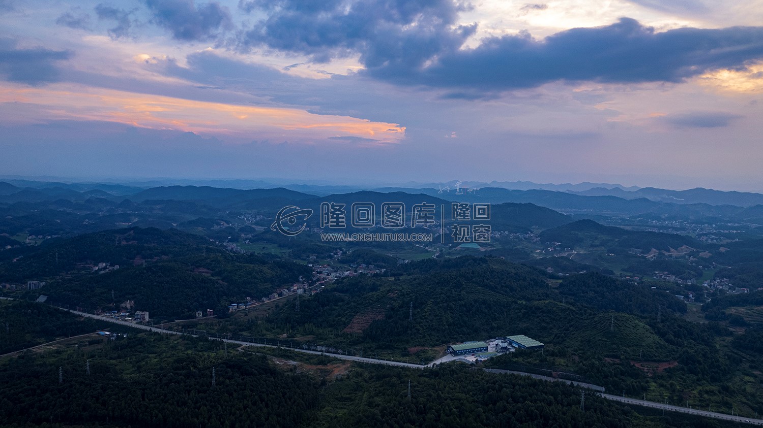 隆回城西看县城全景