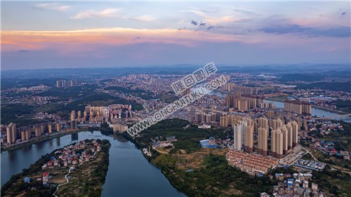 隆回城西看县城全景