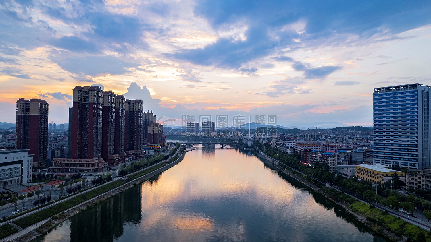 赧水河畔的隆回人民医院