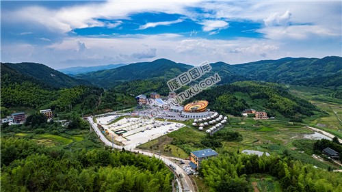 隆回花瑶帽游客中心