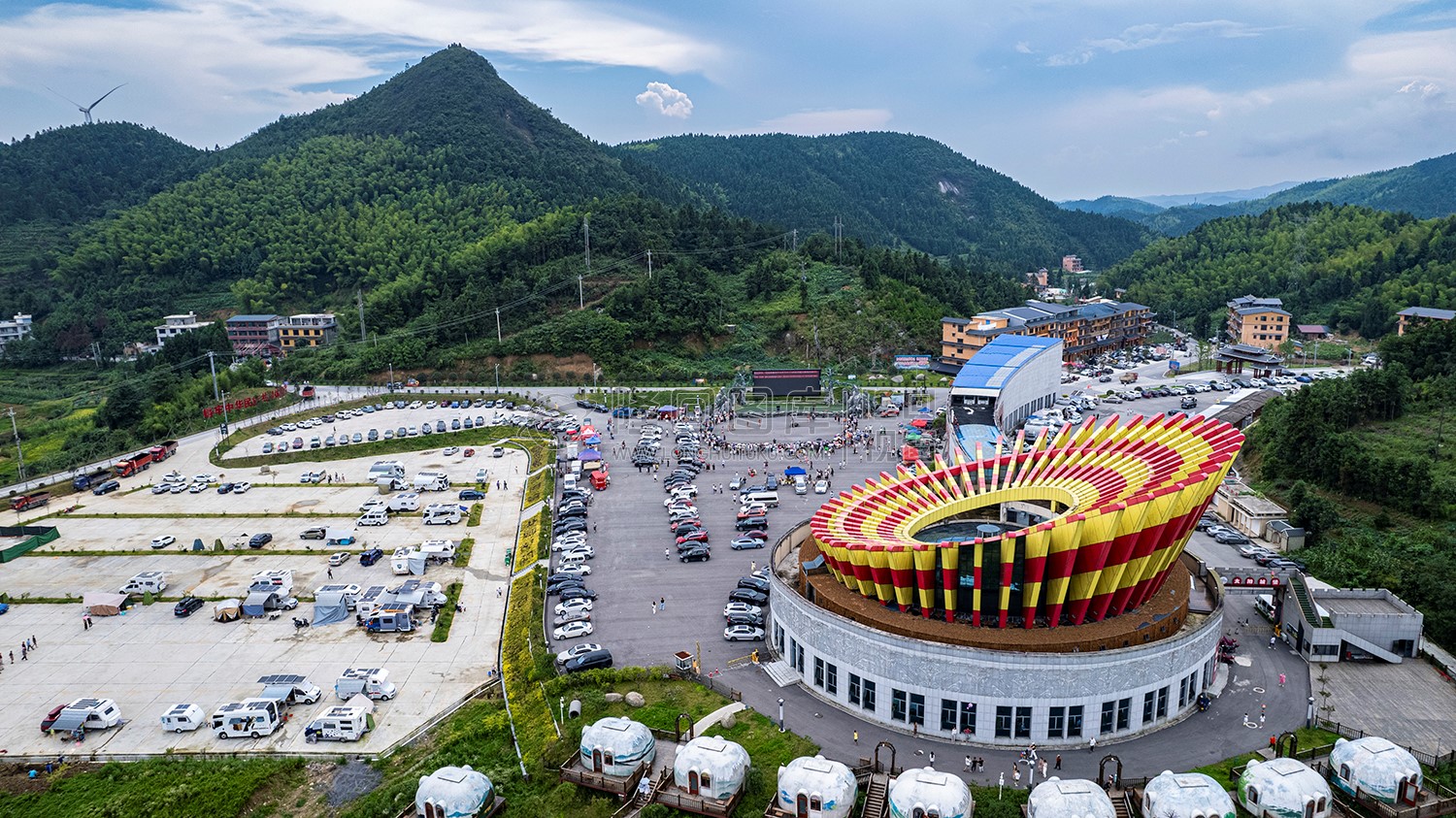 隆回花瑶帽游客中心