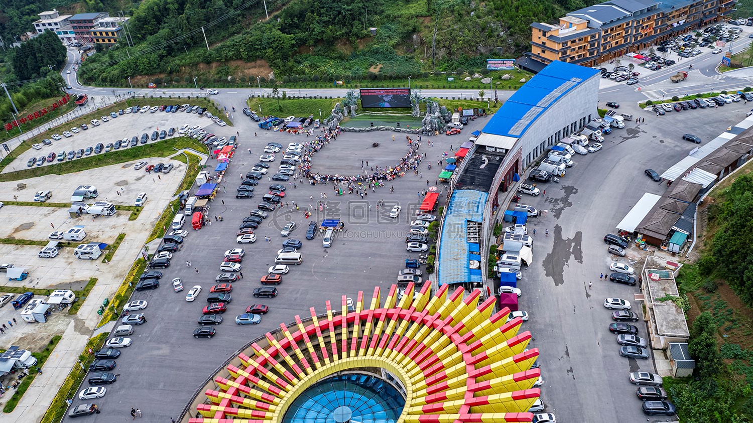 隆回花瑶帽游客中心