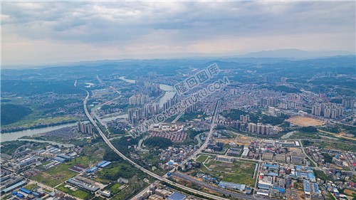 罗家大岭看隆回县城全景