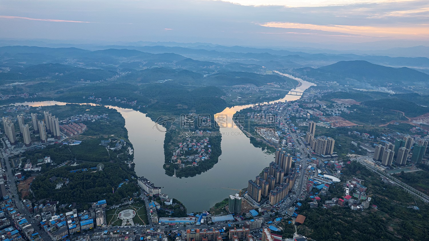 隆回赧水河夕阳风景