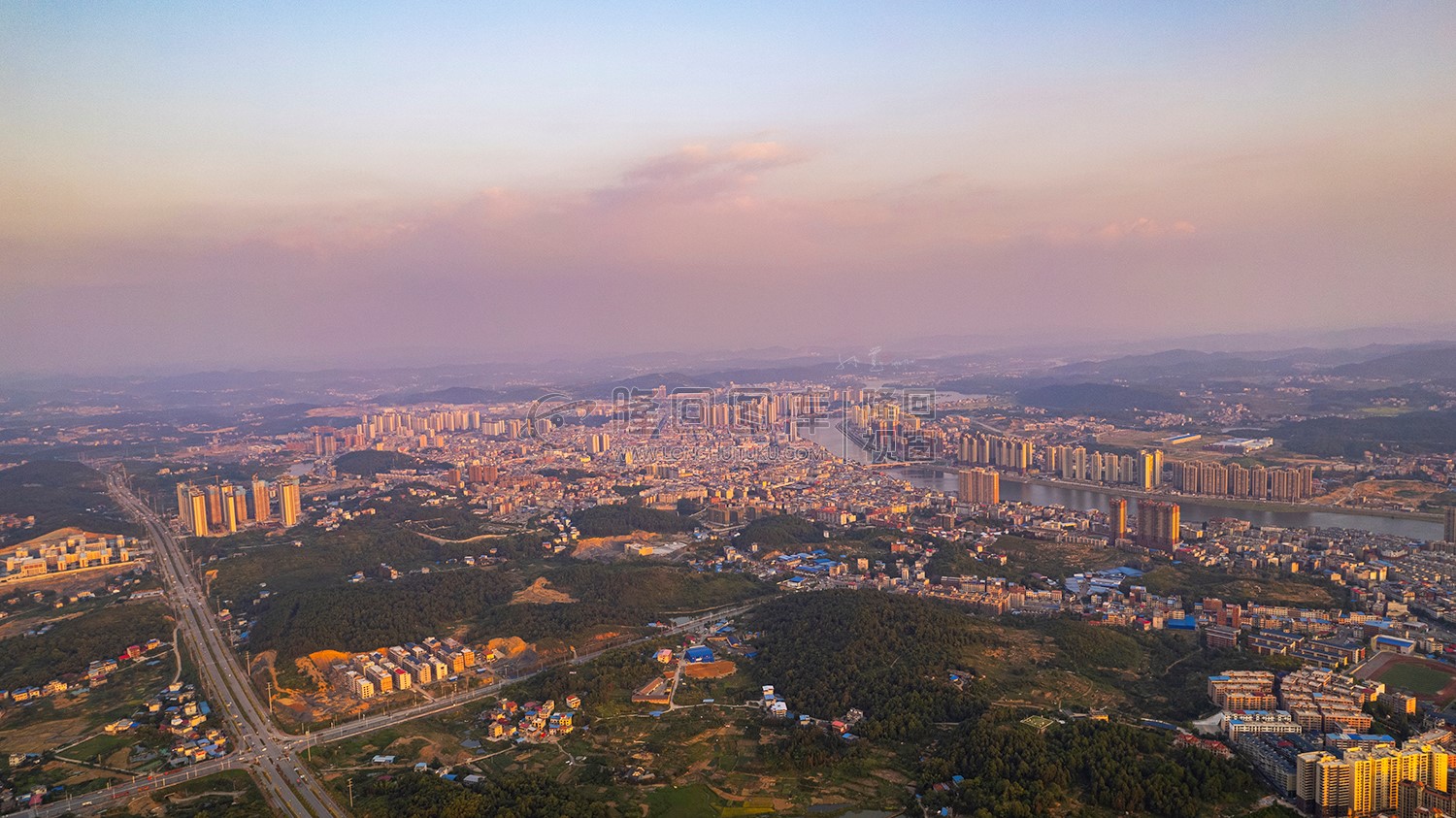 隆回县城夕阳风光