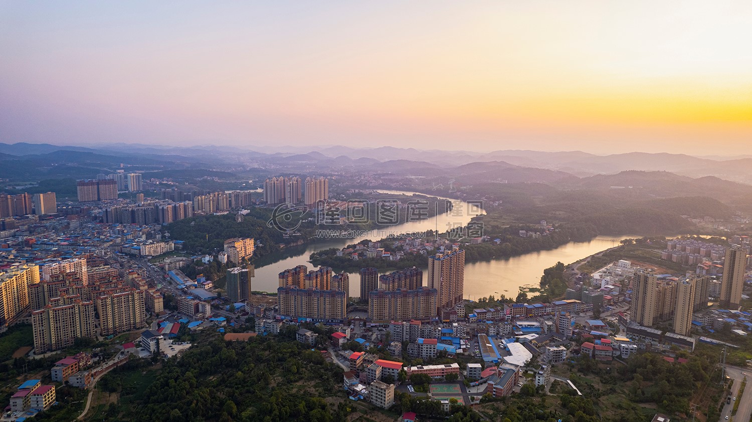 隆回县城夕阳风光