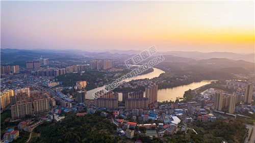 隆回县城夕阳风光