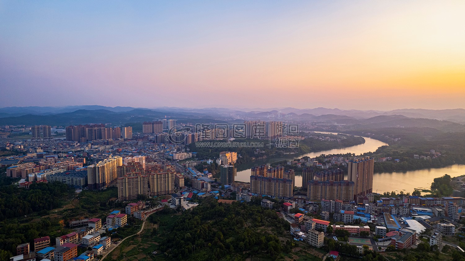 隆回县城夕阳风光