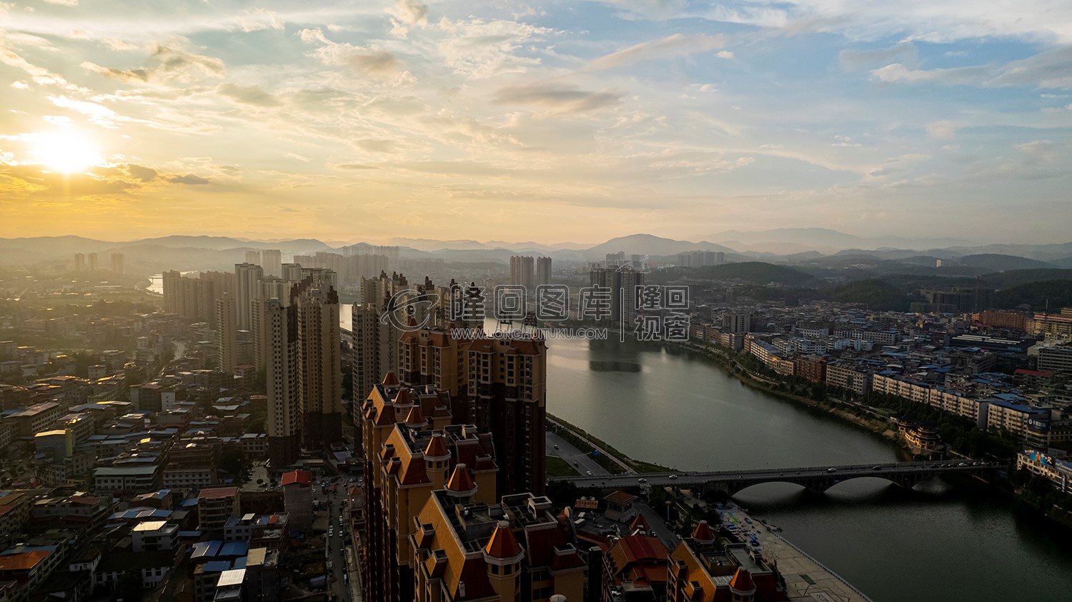 隆回县城落日夕阳风光