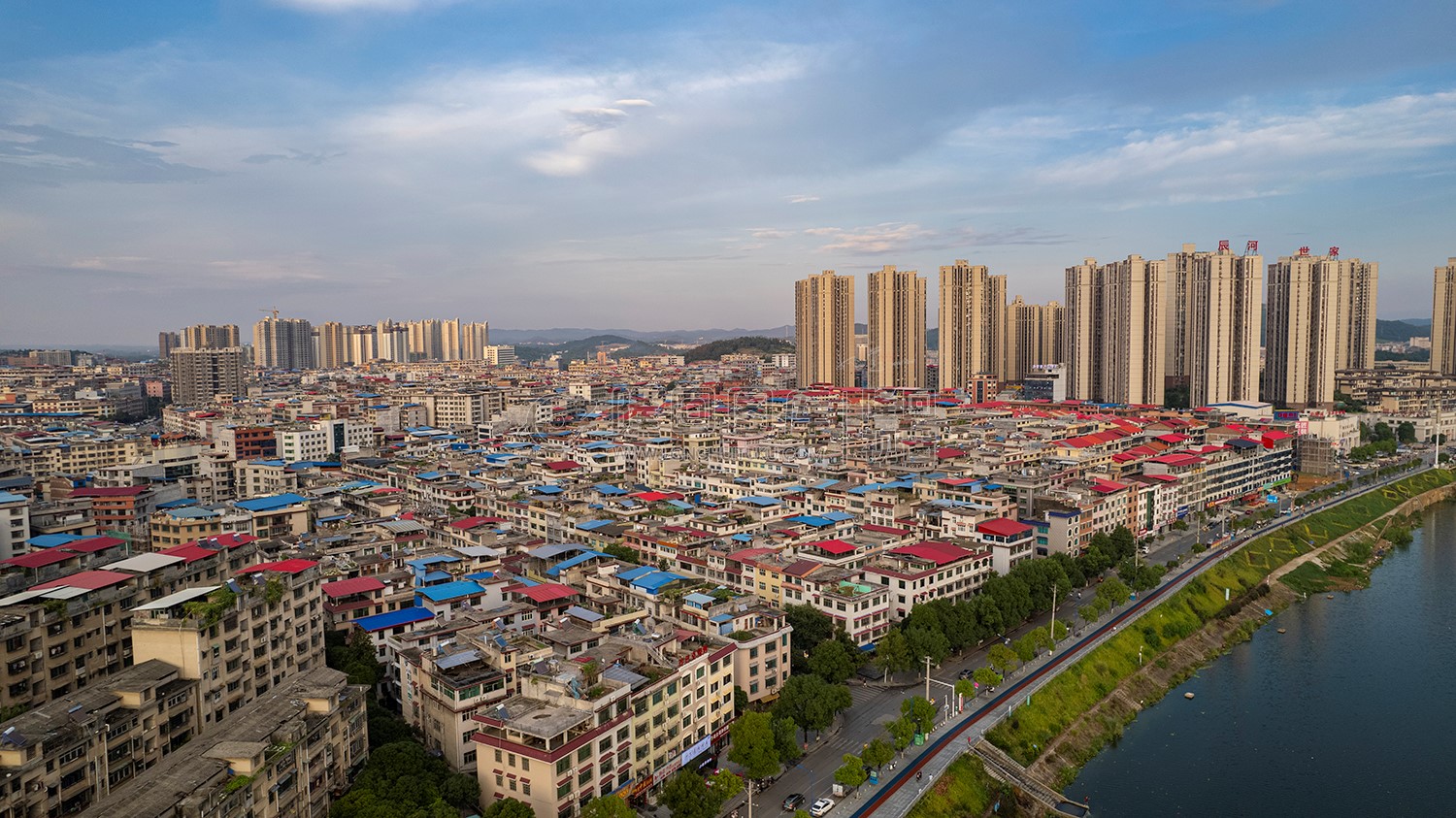 紫霞园辰河世家