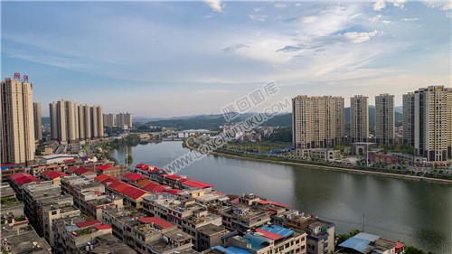 紫霞园往江语城方向