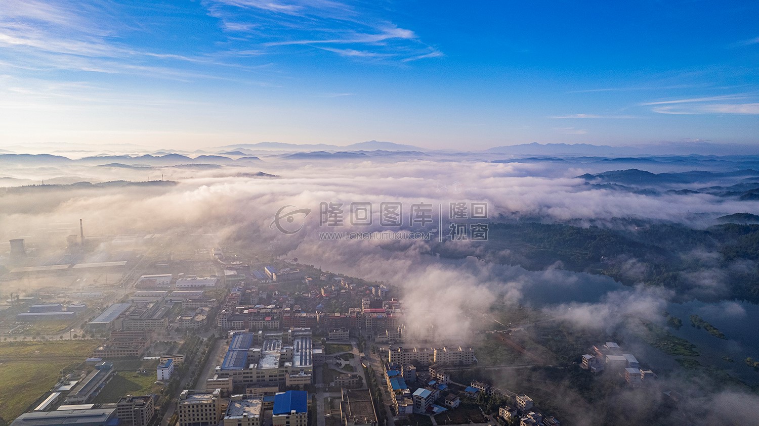 隆回工业园上空云海