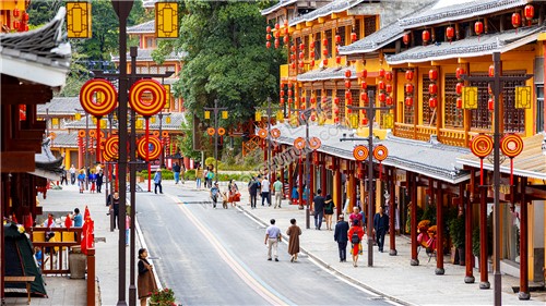 亲云街瑶王古寨口