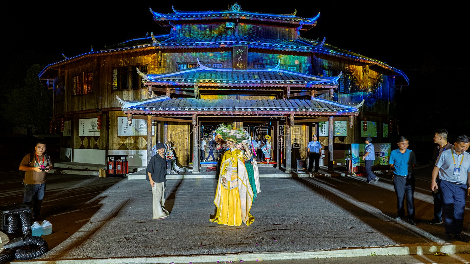 瑶王古寨里的神木楼