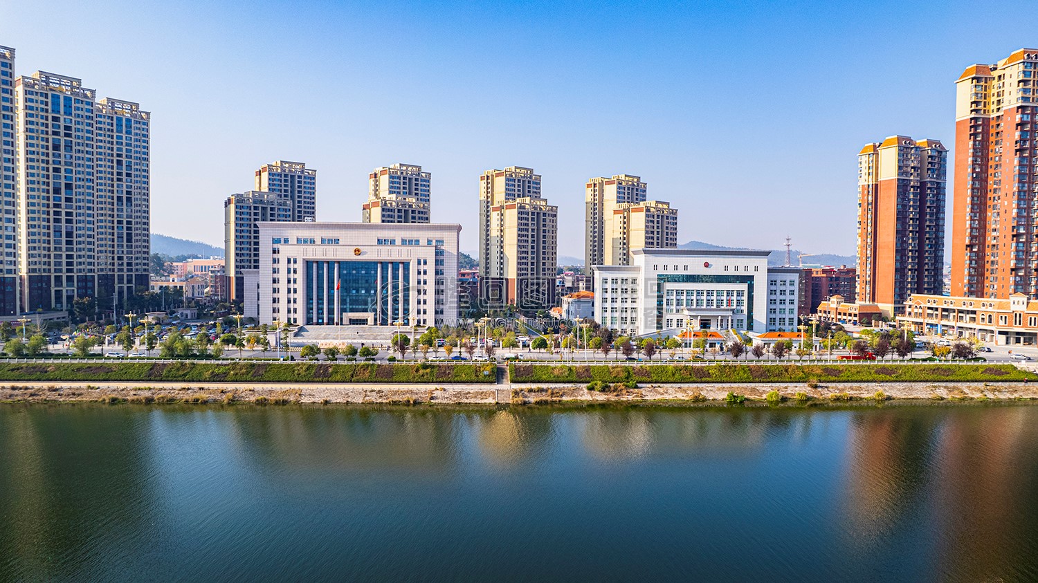 隆回法院与检察院