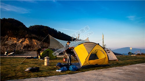 打帐篷